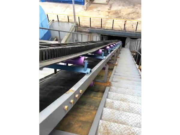 Meixinda Changhe thermal power slag conveying system (Application of flat belt  large inclined belt)